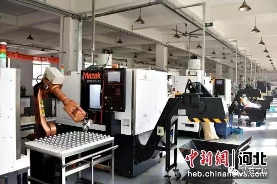 金橋紡機配件制造有限公司的智能化機器人生產線
